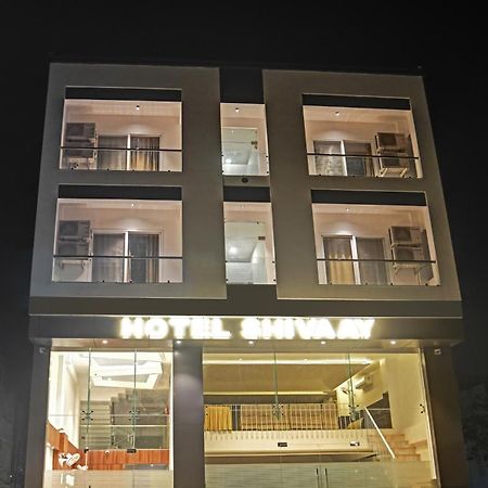 Hotel Treebo Shivaay Indaur Exteriér fotografie