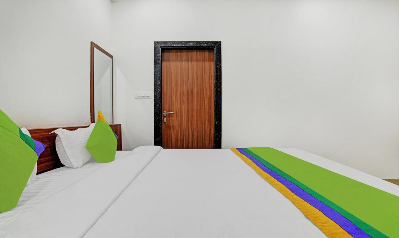 Hotel Treebo Shivaay Indaur Exteriér fotografie